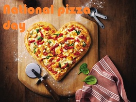 National pizza day card for dear father. Download a card free of charge. Postcard with pizza in the form of heart. a heart. Love to pizza. For dinner we have pizza. Free Download 2024 greeting card