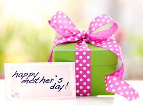 Mother's Day. New ecard for free. Mother's Day. Green box. A Gift. A card for mum. Free Download 2023 greeting card