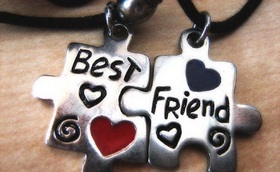 Best Friends... I love you so much! New ecard! Best friends ... Good friends ... Heart two halves of one whole ... Free Download 2025 greeting card